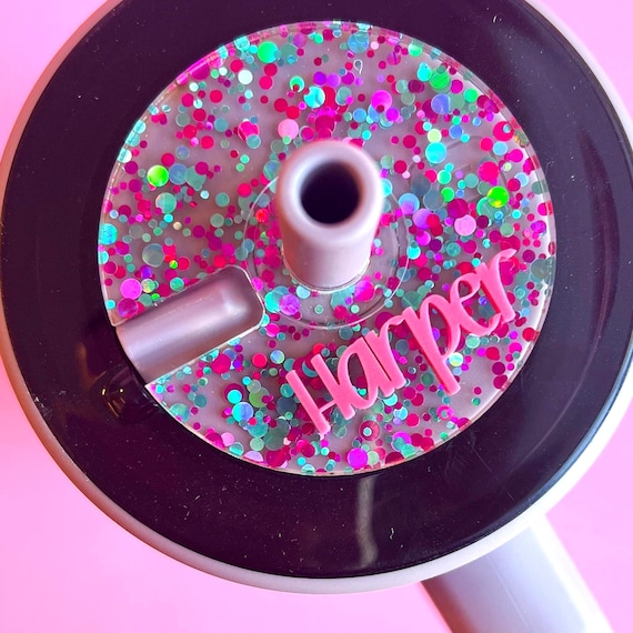 Custom Acrylic Name Plate Brumate Era Drink Topper for 40oz 30oz Glitter Personalized Lid Cover 35oz 25oz Resa Bottle Accessory Tumbler Tag