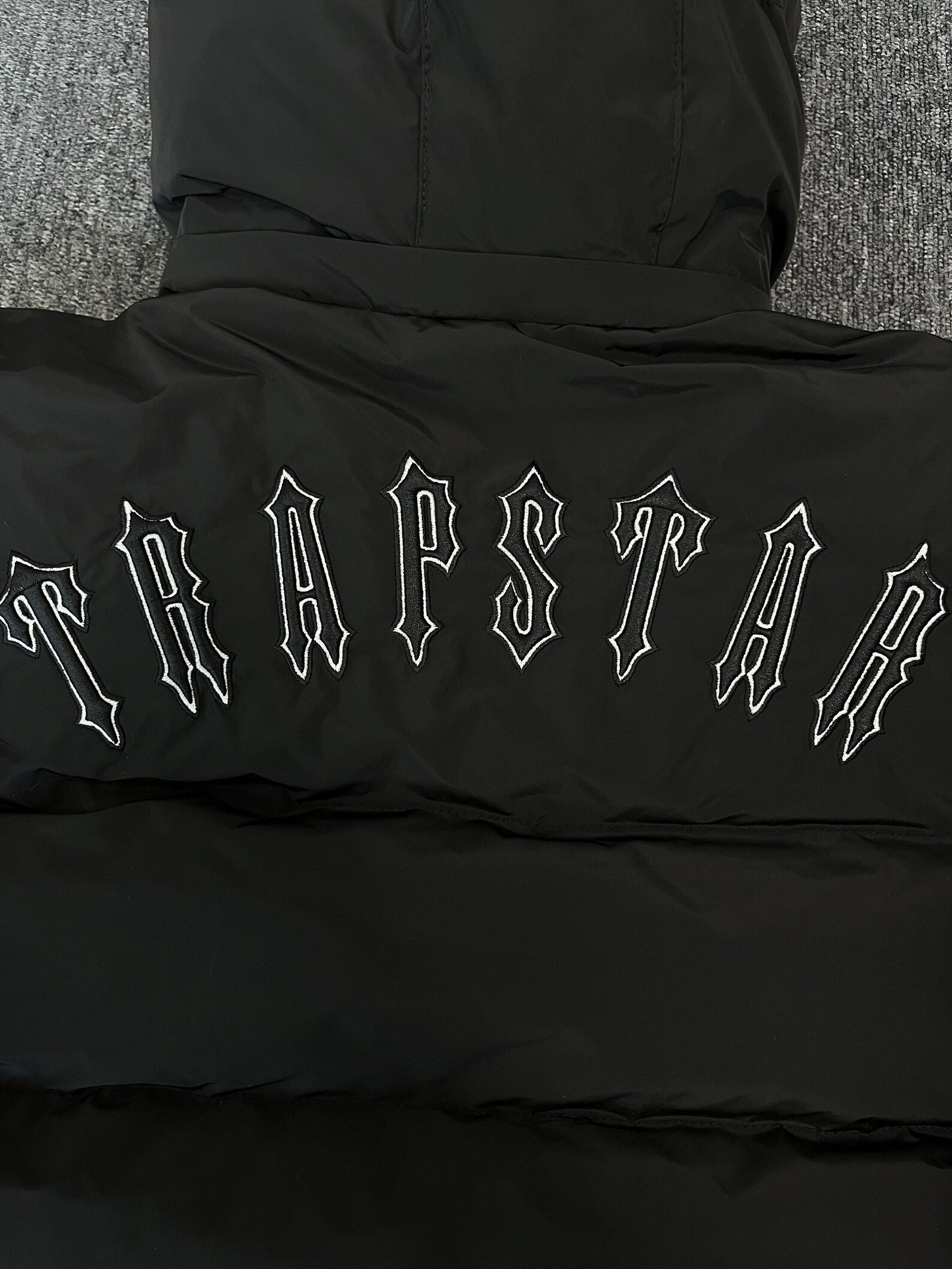 Trapstar jacket black hooded puffer jacket 11 Etsy Polska