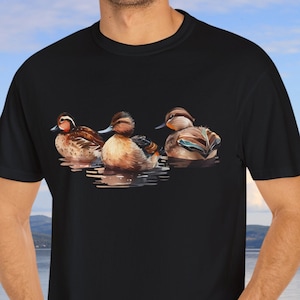 Mallard Duck T-Shirt, Wildlife Nature Bird Tee, Lake Hunting Duck Shirt, Duck Lover Gift for Mom, Unisex Waterfowl Hunting Top for Everyone