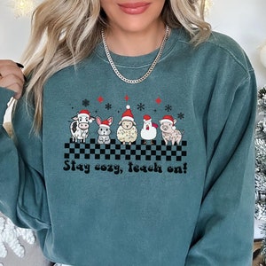 Stay Cozy Teach On Christmas Sweatshirt, Teacher Retro Cartoon Farm Animal Holiday Aesthetic Schoolteacher Cow Pig Sheep Chicken Rabit Shirt