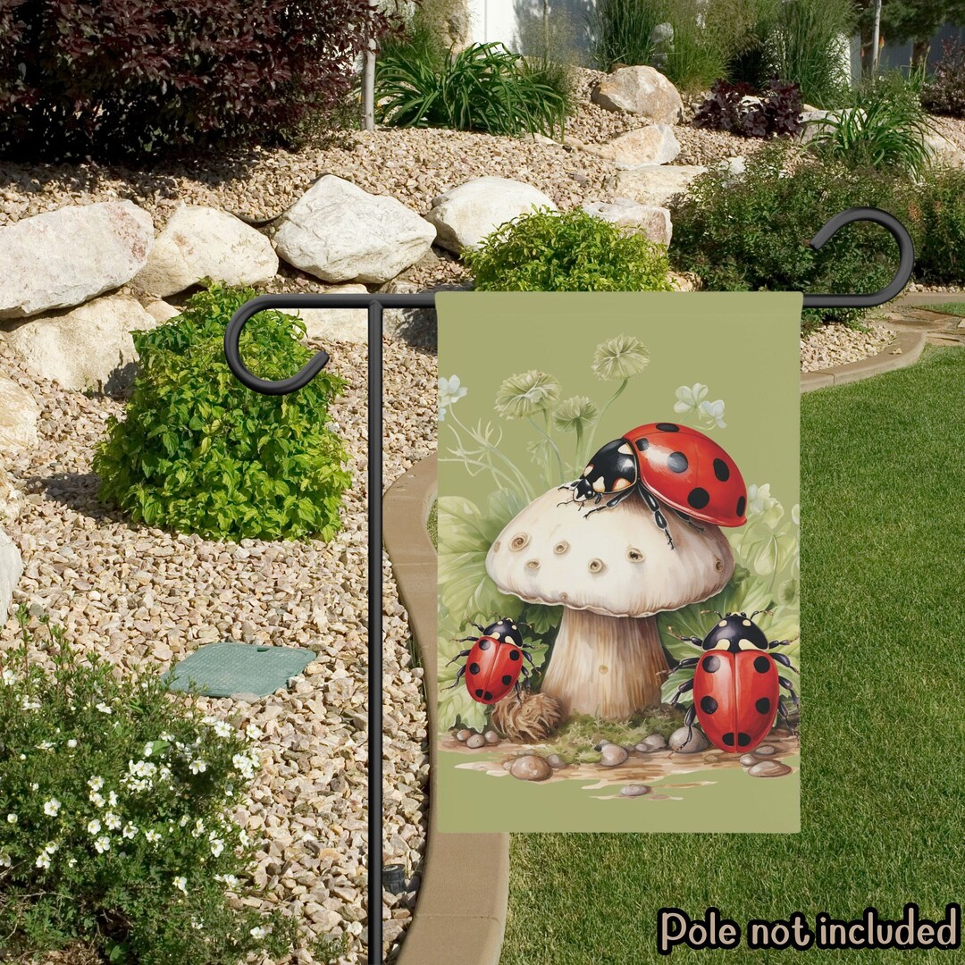 Cottagecore Ladybug Mushroom Yard Decoration, Vintage Aesthetic Patio ...