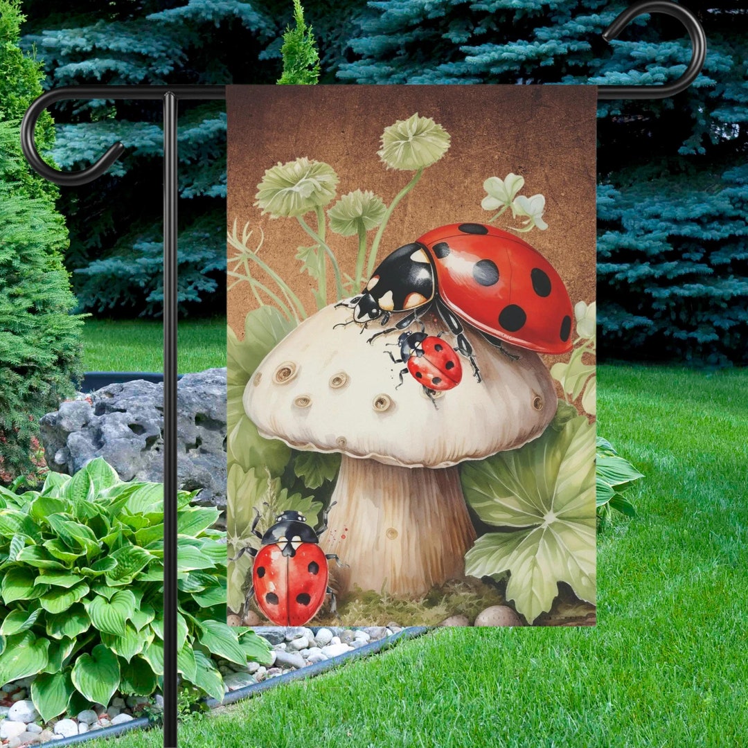 Cottagecore Ladybug Garden Flag, Outdoor Lawn Decoration Home Decor ...