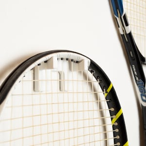 Deluxe Clear Acrylic Vertical Tennis Racquet Wall Mount Bracket (a052)