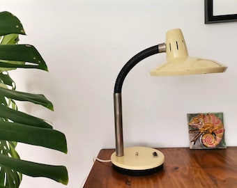 Cream metal mid century industrial office desk reading goose neck lamp 70s