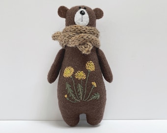 刺繍入りクマのぬいぐるみ、タンポポ、手作りフェルト動物