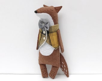 Fuchs Spielzeug in Weste und Fliege, Fuchs Plüsch, Filz Fuchs, Waldtiere Softie, Stofftier, Fuchs Puppe, Stofftiere, Weihnachtsgeschenk