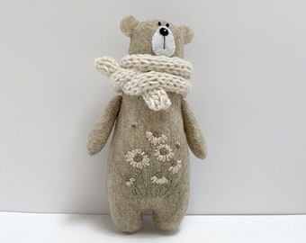 刺繍入りフェルトクマのぬいぐるみ、花柄刺繍入り手作りテディベア、森の動物のぬいぐるみ、サポートコンパニオン