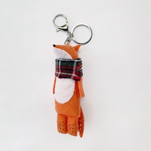 Chaveiro de raposa feito à mão – Pingente de feltro para bolsa, mini chaveiro de pelúcia, pingente de raposa