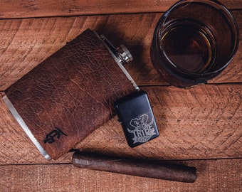 Buffalo  wrapped whiskey flask custom engraved Leather Flask, Groomsman, Monogram Flask, Engraved Flask, Gift for Groomsman,8oz fathers day