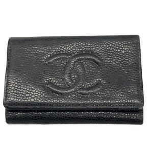The Chanel key pouch can be used as a wallet too.