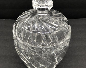 CRYSTAL COOKIE JAR / Biscut Jar with Lid and Scalloped Rim - 10 in ; 7 lbs