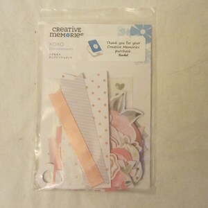 Souvenirs créatifs Scrapbooking XOXO embellissements papier découpé autocollant pierres précieuses émail