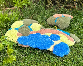 手作りの苔ラグ：抽象的な森をイメージした床用アクセントカーペット