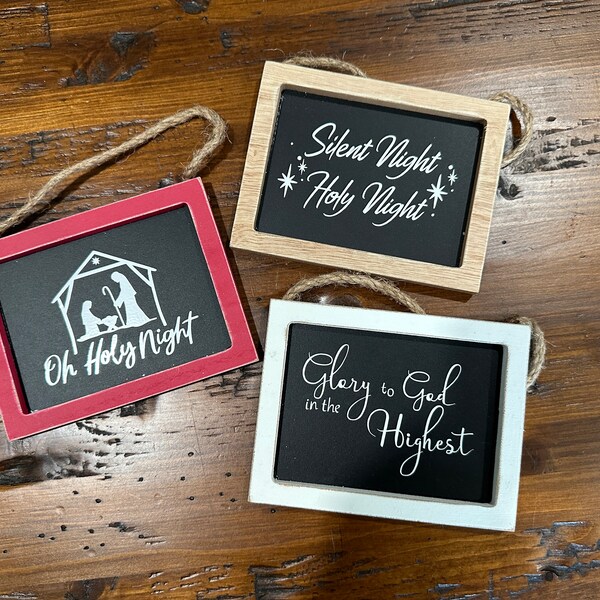 Chalkboard signs|chalkboard ornaments|Christmas decor|wood plaques|holiday decor|