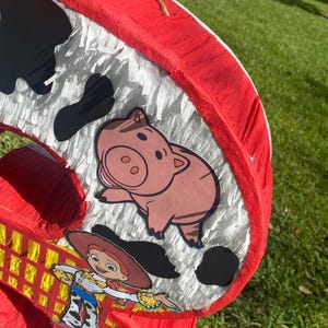 Piñata con número de Jessie, temática de Toy Story imagen 7