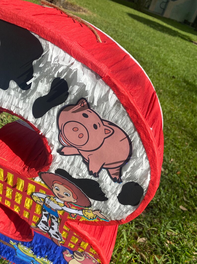 Piñata con número de Jessie, temática de Toy Story imagen 7