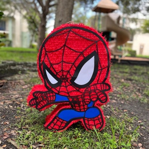 Handmade Spider-Man Piñata: Kids Party Decoration (19x4.5x25)