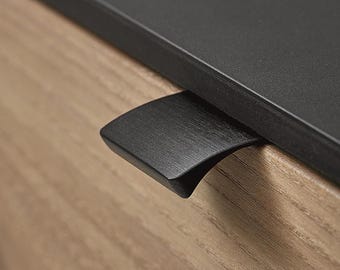 Tirador de perfil recto Furnipart Edge de bronce antiguo (40 mm, 200 mm y 350 mm)