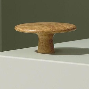 Vonsild Cloud Oak Clear Lacquered Wooden Knob 48mm & 64mm