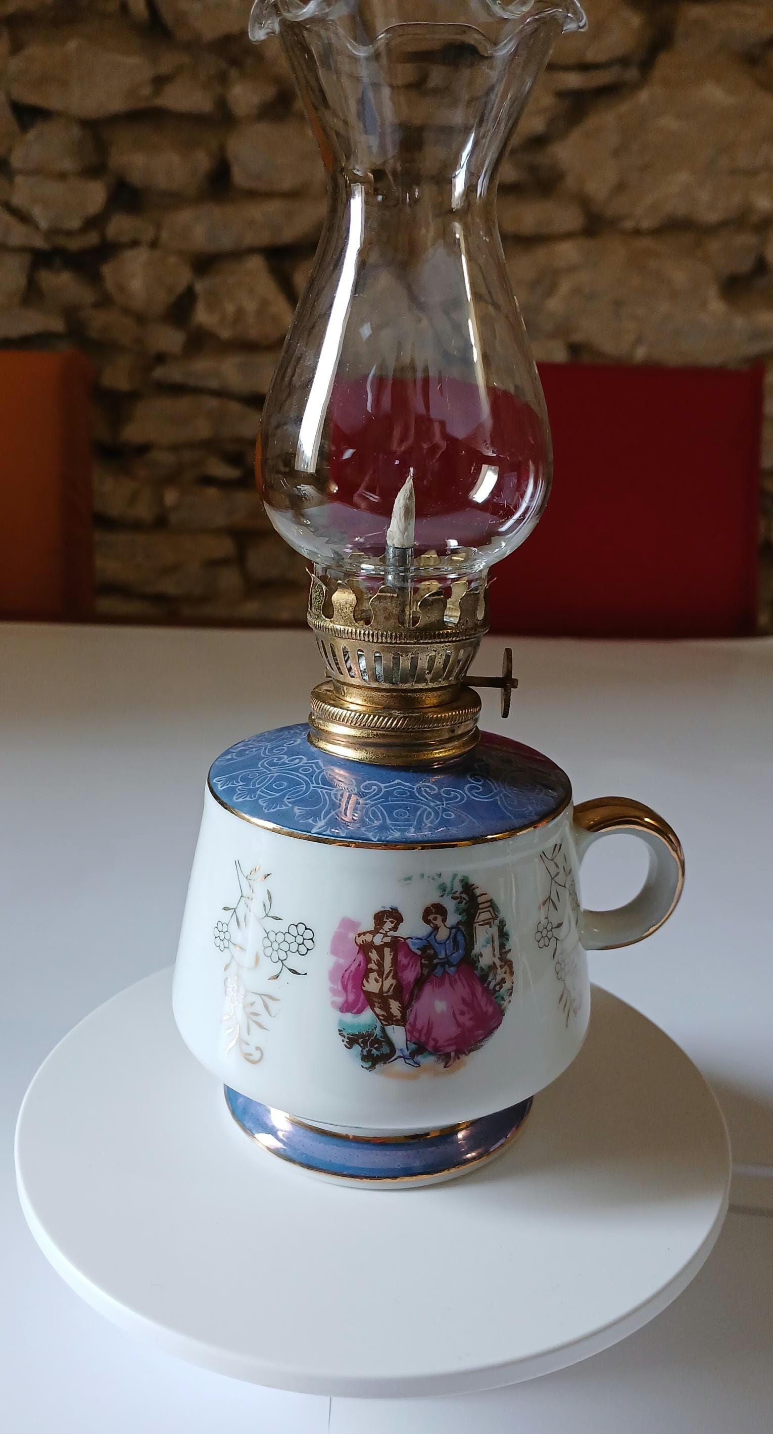 Lampe à Pétrole Ancienne En Céramique émaillée - Déco Vintage Unique