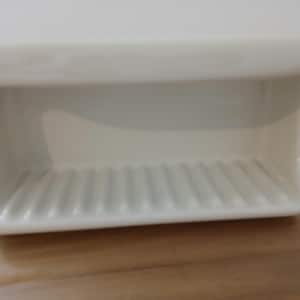 Vintage ceramic soap dish from the 50s