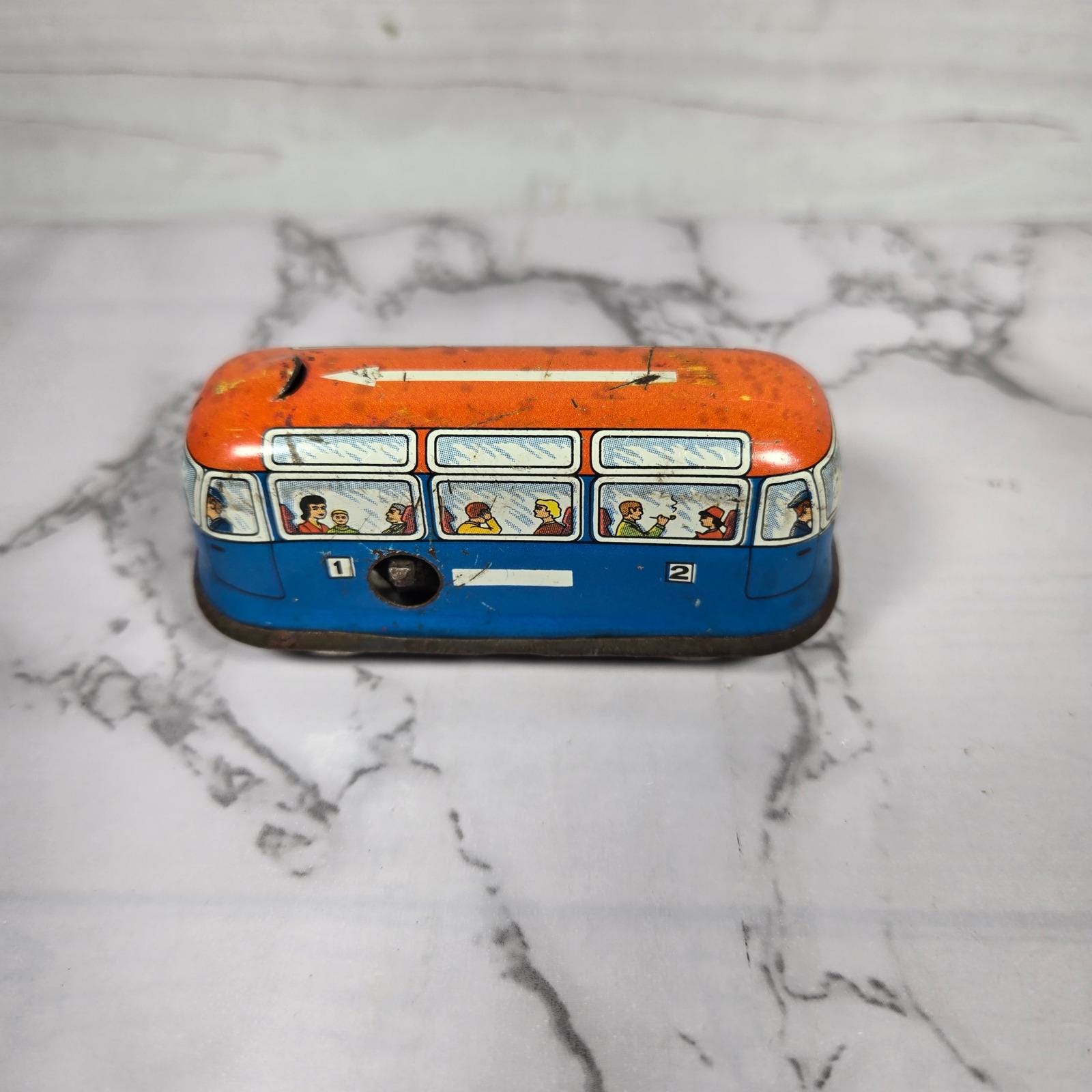 アンティーク　イギリス製　ブリキのゼンマイ仕掛けの自動車 アンティークイギリス製ブリキのゼンマイ仕掛けの自動車