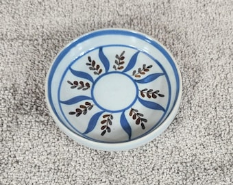 Plato pequeño de cerámica azul con diseño floral de Buchan Portobello Scotland, 10 cm (4 pulgadas)