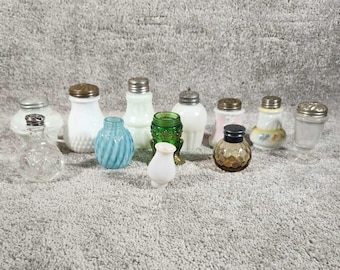 Vintage Zout Peper Shaker Lot Melkglas Groen Hobnail Bloemen 12st - Mix
