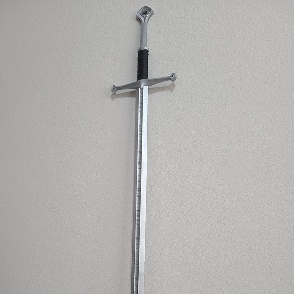 Andúril Sword - Embrace the Legend of Aragorn!