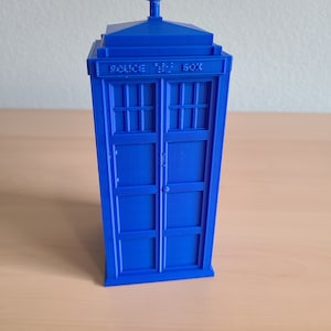 3D Printed TARDIS - Embark on a Timeless Journey with the Doctor!