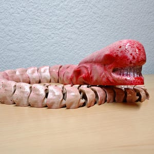 Articulated Chestburster – Detailed Alien Collectible