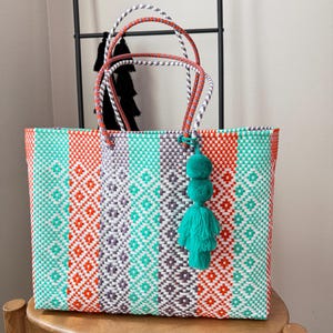 Large Handwoven Recycled Plastic Mexican Tote Bag: Eco-Friendly Beach Market Bag