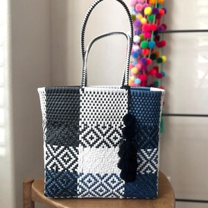 Large Handwoven Mexican Tote Bag - Eco-Friendly, Waterproof, Artisan, Market, Beach, Mercado Recycled Plastic Woven, Handmade, lunch bag