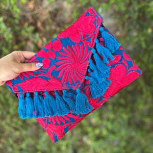 Mexican Artisanal Embroidered Purse Clutch - Floral Clutch, Mexico , Boho, Purse, Bolsa Mexicana, Artesanias, Artesanal, Chiapas, Bordado