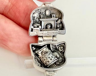 Polly Pocket Cuddly Kitty Polly&#39;s Cuddly Kitten Sterling silver charm for locket bracelet necklace