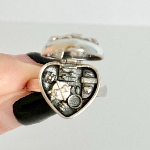 Polly pocket pretty present locket sale