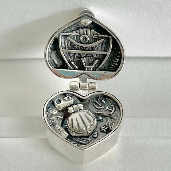 Polly Pocket Jeweled Sea Princess Polly's Undersea World Sterling silver charm for locket / bracelet / necklace