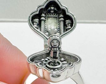 Anello con ciondolo in argento sterling Polly Pocket "Polly's Tea Time Locket"