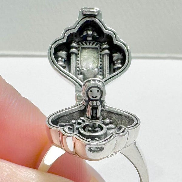 Polly Pocket Polly's Tea Time Locket Sterling silver charm ring
