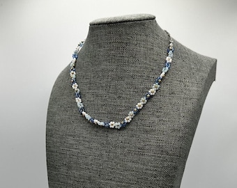 Dainty Daisy Bead necklace, Daisy Seed Bead Necklace, Daisy Chain Necklace -Beaded Jewelry-Gift For Her