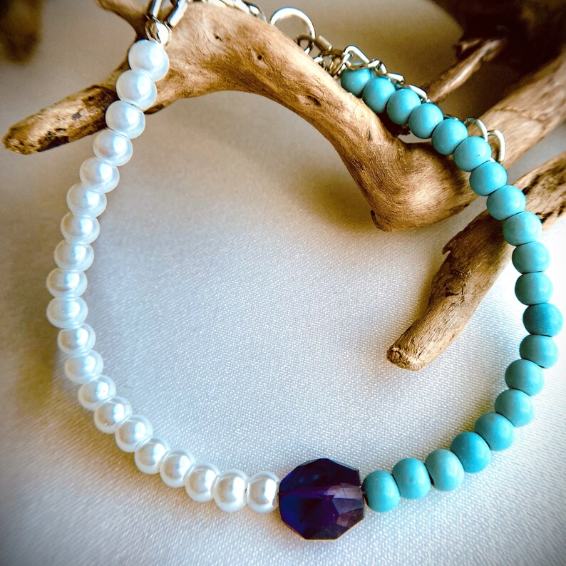 Elegant and Simple Turquoise and Mother of Pearl Beads With Amethyst ...