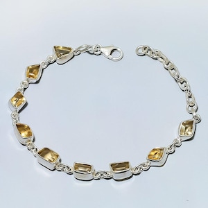 Pulseira artesanal com citrino amarelo genuíno: corrente ajustável em prata de lei 925.