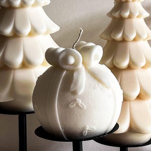 4in Large Christmas ball silicone mould - Mold for candle, resin, cement, Jesmonite