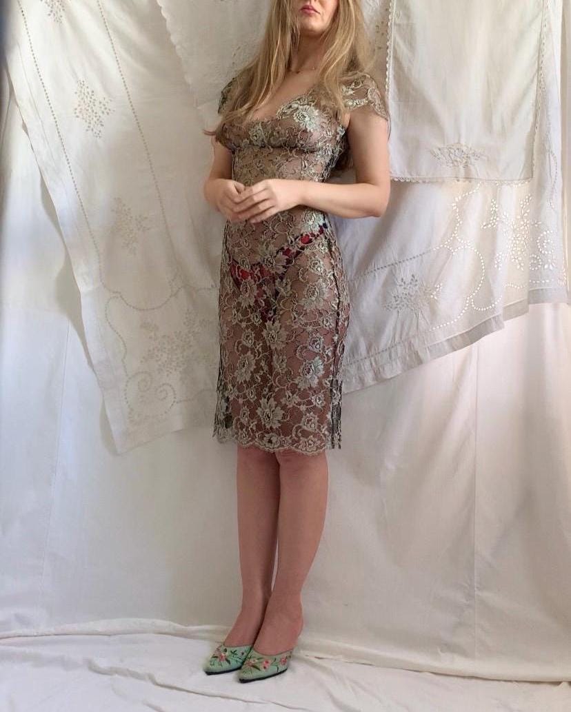 Abito in pizzo nero e iridescente trasparente Collette Dinnigan