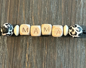 Llavero con estampado de leopardo para mamá: un bonito y ligero adorno para bolso o llavero.