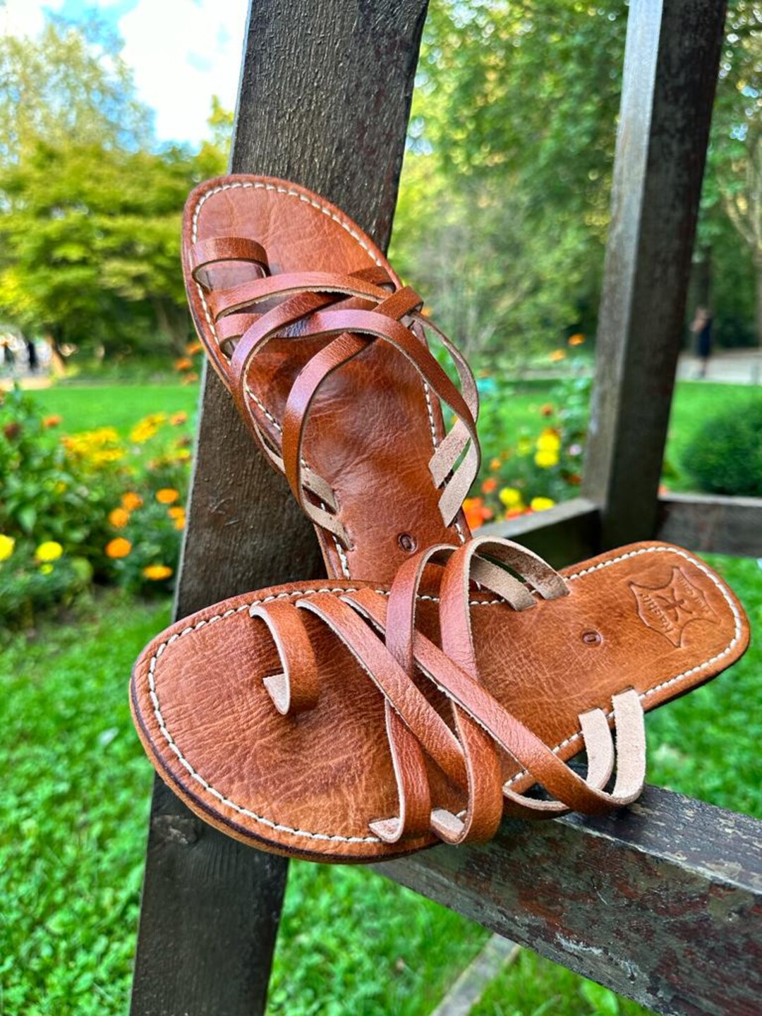 SANDALE PLATE EN CUIR HERA CUIR