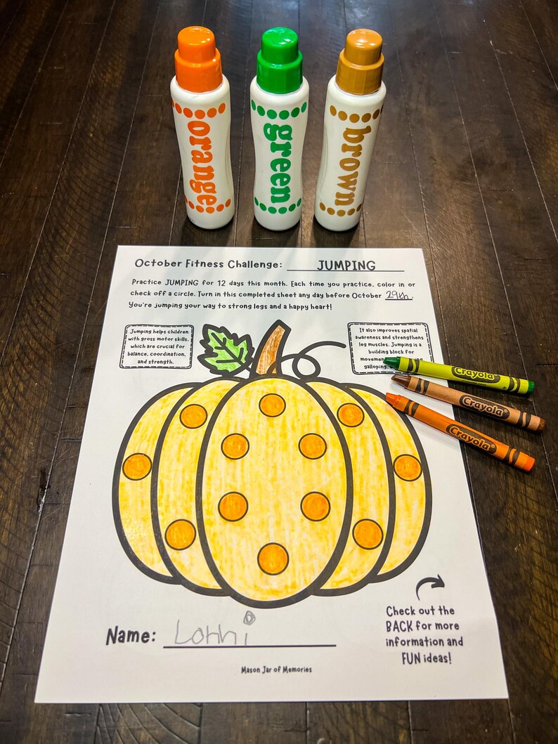 Fall Pumpkin Printable for kids to complete a fitness challenge for the month of October. This months fitness challenge is to work on the PE standard for jumping. Children will color a dot marker circle everytime they practice the gross motor skill at home. The back of this PE printables includes health benefits of jumping and fun and creative ways to practice this Physical Education skill at home.