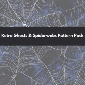 Può includere: Uno schema senza cuciture con ragnatele bianche su uno sfondo grigio scuro con accenti blu ad acquerello. Il testo "Retro Ghosts & Spiderwebs Pattern Pack" è visualizzato in bianco.