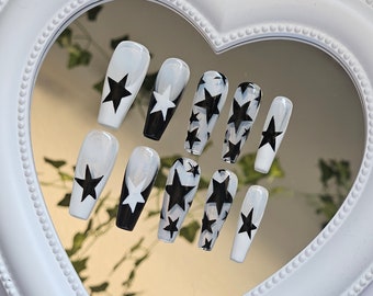 Black and White Star Press On Nails