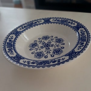 Vintage Blue and White Royal USA Hampshire Transferware Ironstone Serving Bowl